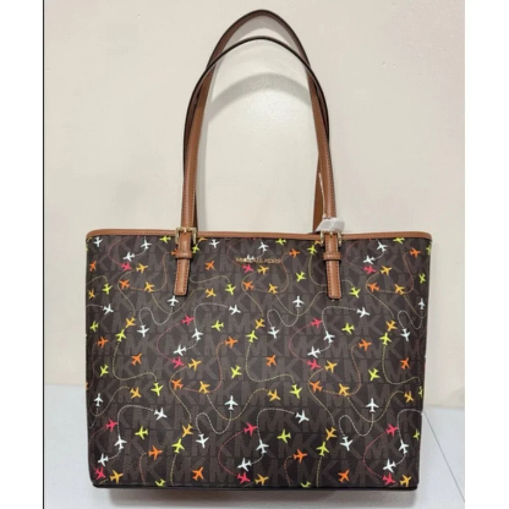 🆕 NWT ✨ MK Airplane Print Jet Set Medium Carryall Tote Bag Brown Multi - Picture 2 of 2